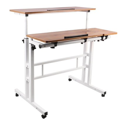 Ergonomischer Sitz-Steh-Schreibtisch | 80x60 cm | Höhenverstellbar (67–117 cm) | Neigbare Arbeitsfläche & Rollen | Mobiler Laptop-Arbeitsplatz | Braun